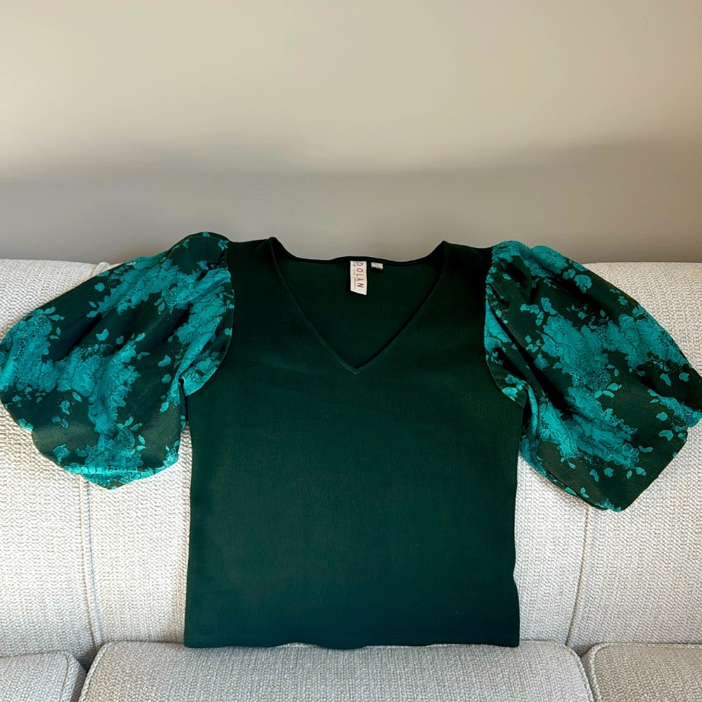 Green Anthropologie Shirt with Teal and Green Lace Ballon Sleeves. Size Medium.